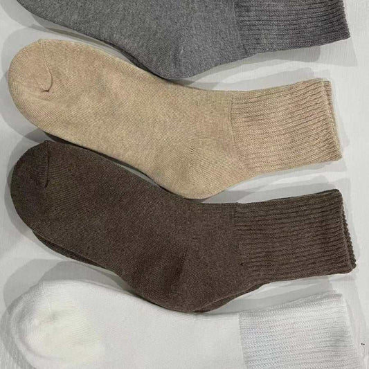 Soft socks in black, white, beige, khaki, dark and light coffee colors, thickened wool fabric with terry plush, mid-calf length, sweat-absorbing for autumn and winter use.