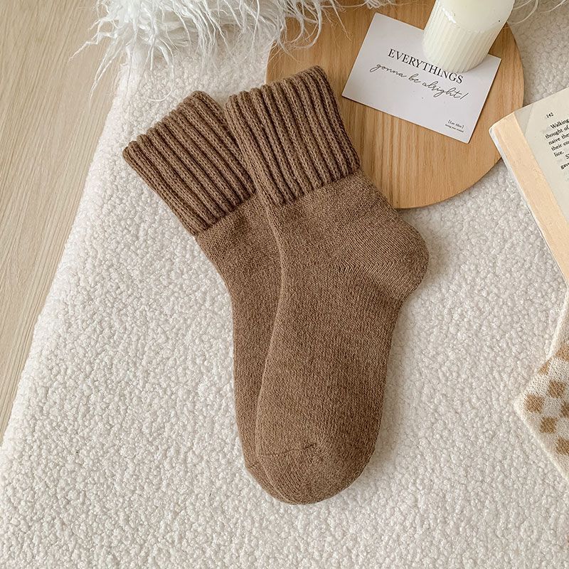 Tube Winter Thickened Maillard Terry Velvt Plush Snow Socks - The Peppermint Room