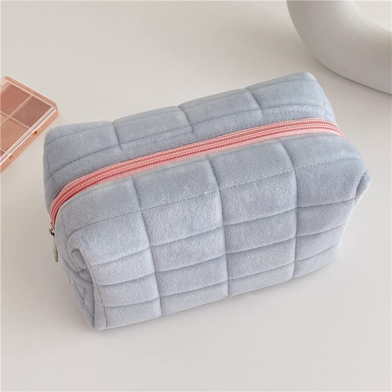 Plush Makeup Bag Checkered Cosmetic Bag Cosmetic Travel Bag Large Zipper Travel Toiletry Bag Portable Multi Functional Capacity Bag Cute Makeup Brushes Storage Bag For Women - The Peppermint Room