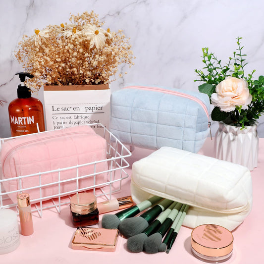 Plush Makeup Bag Checkered Cosmetic Bag Cosmetic Travel Bag Large Zipper Travel Toiletry Bag Portable Multi Functional Capacity Bag Cute Makeup Brushes Storage Bag For Women - The Peppermint Room