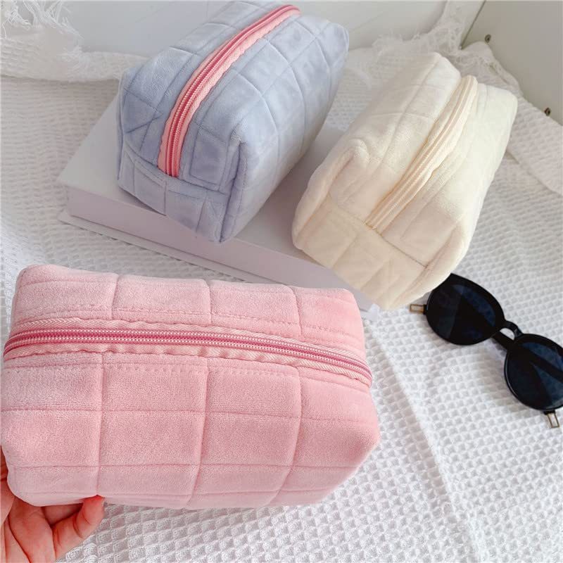Plush Makeup Bag Checkered Cosmetic Bag Cosmetic Travel Bag Large Zipper Travel Toiletry Bag Portable Multi Functional Capacity Bag Cute Makeup Brushes Storage Bag For Women - The Peppermint Room