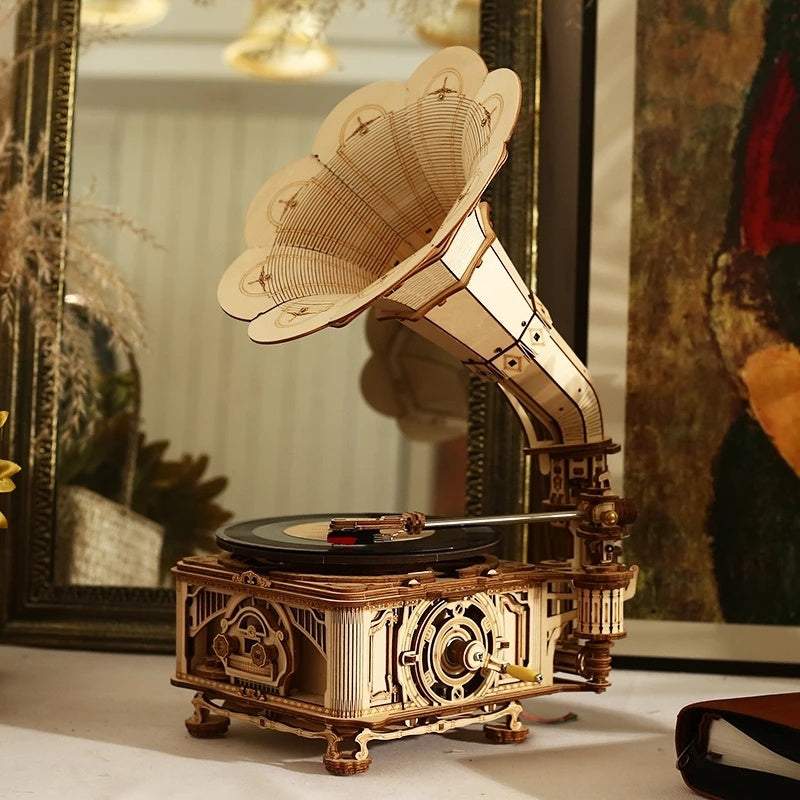 Robotime ROKR DIY wooden hand crank classic gramophone puzzle model assembly toy for children