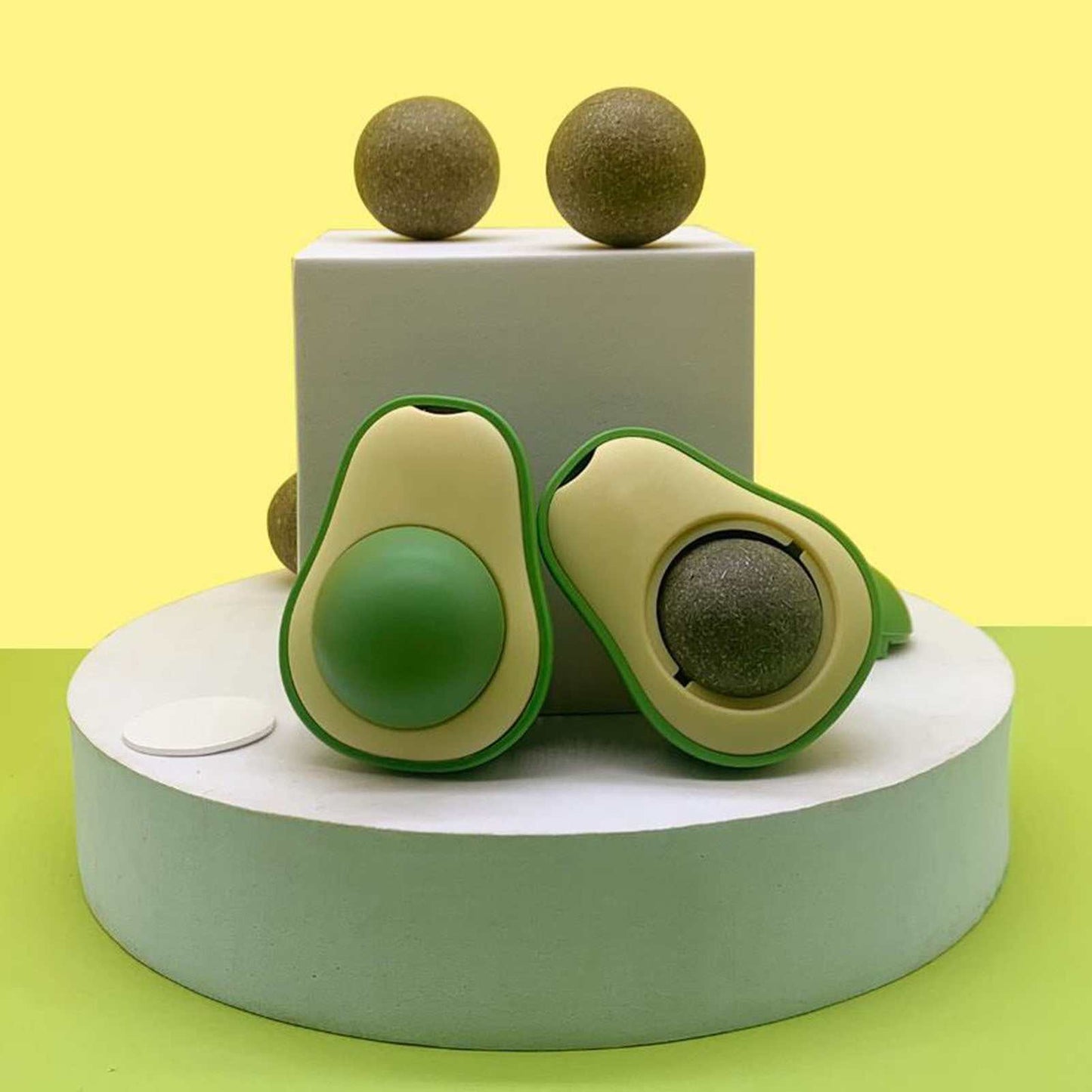 Avocado-shaped catnip toys with interactive silvervine balls for cat teeth cleaning and play