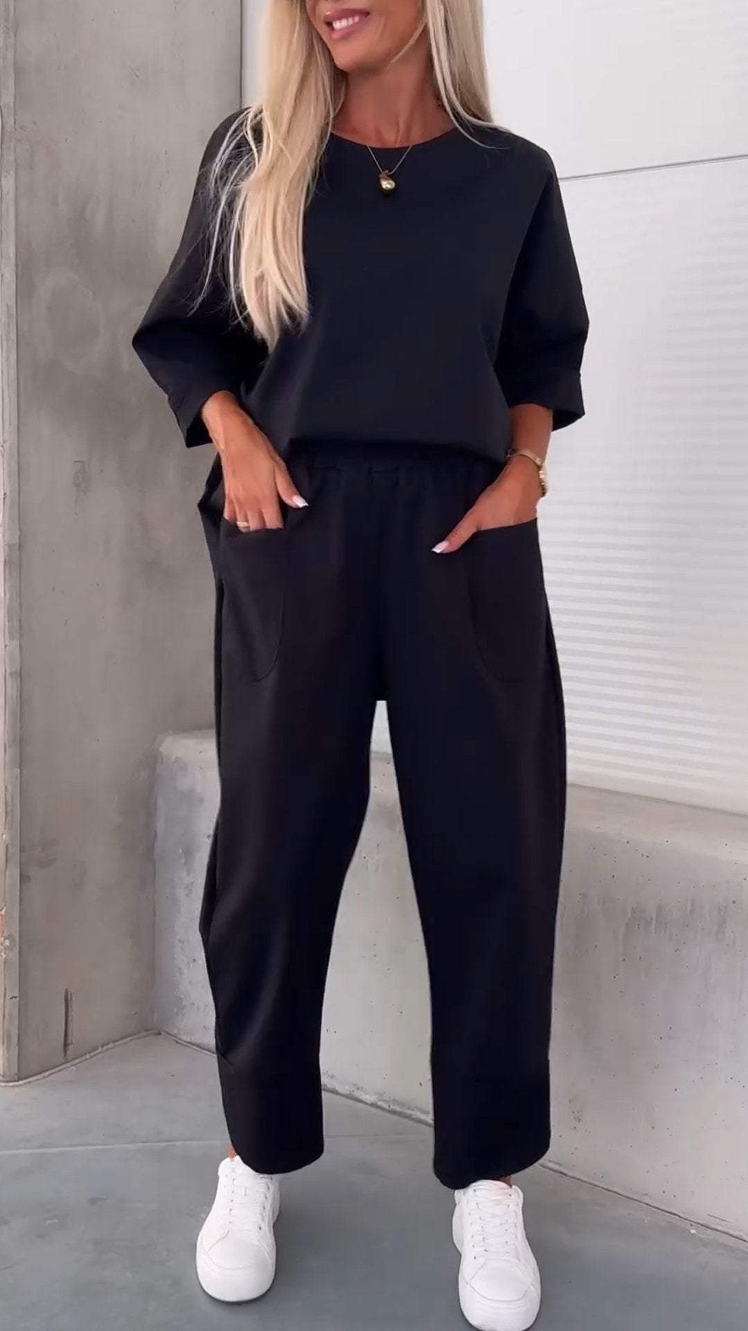 Two-piece Solid Color Round Neck Cropped Pants Set - The Peppermint Room