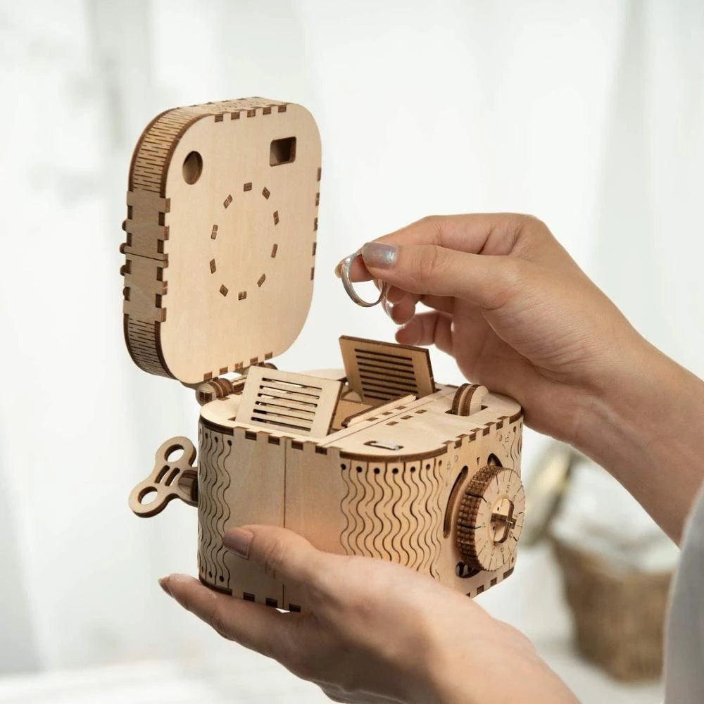 Robotime Rokr 123Pcs Treasure Box Creative 3D Wooden Puzzle Game Assembly Toys Chris Gift For Children Adults Teens Dropshipping - The Peppermint Room