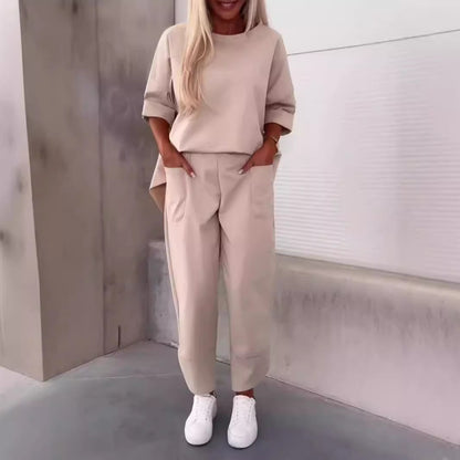 Two-piece Solid Color Round Neck Cropped Pants Set - The Peppermint Room